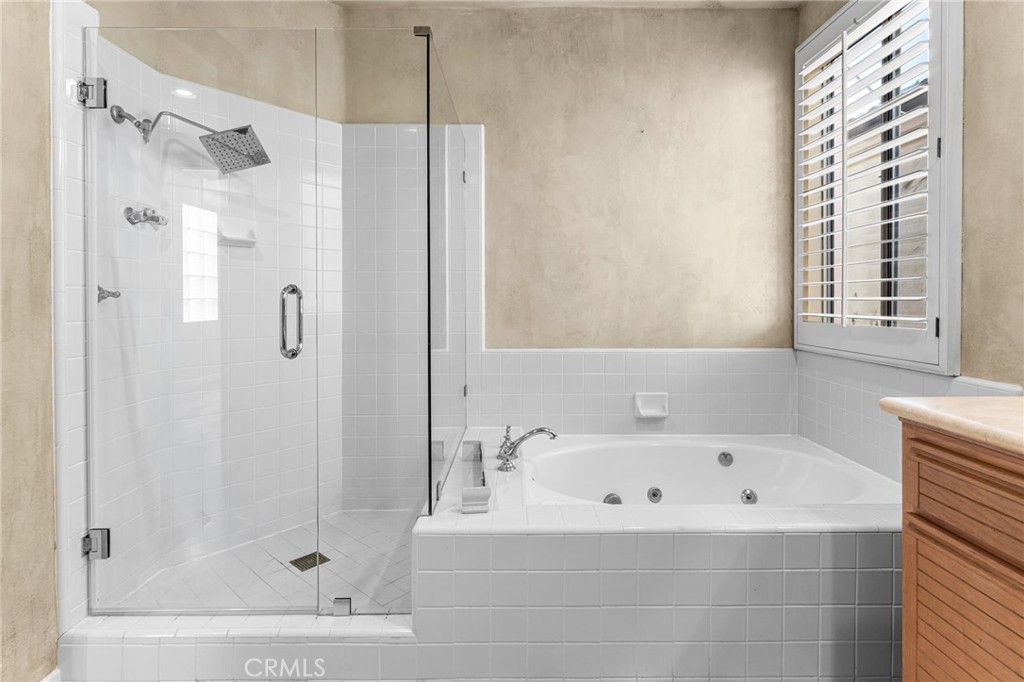 609 21st Property Photo 33