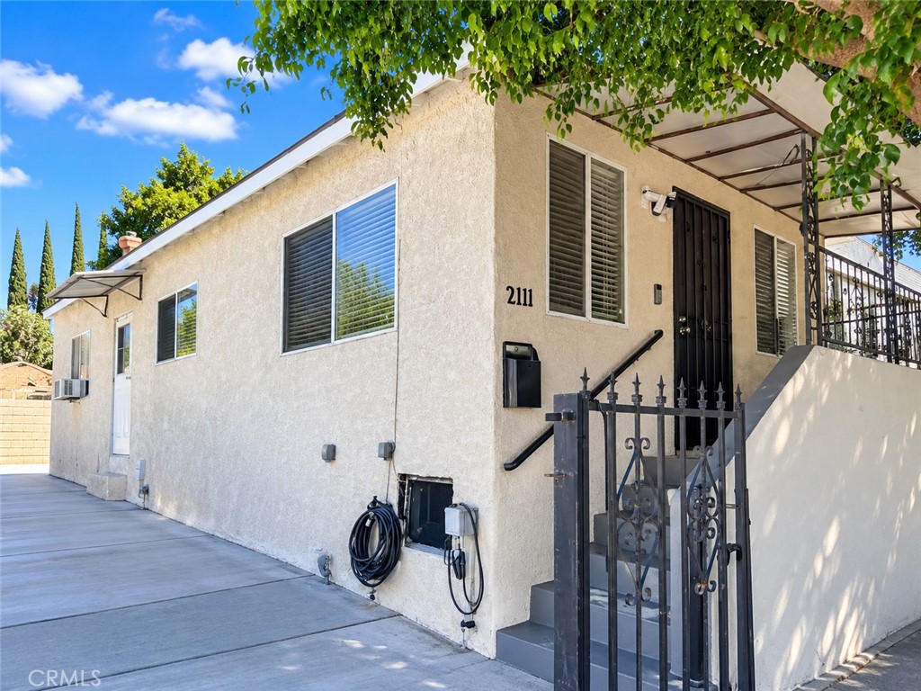 2111 Bird Street Property Photo 2