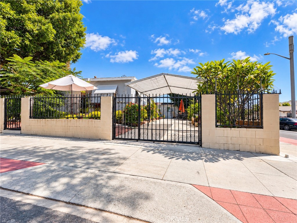 2111 Bird Street Property Photo 3