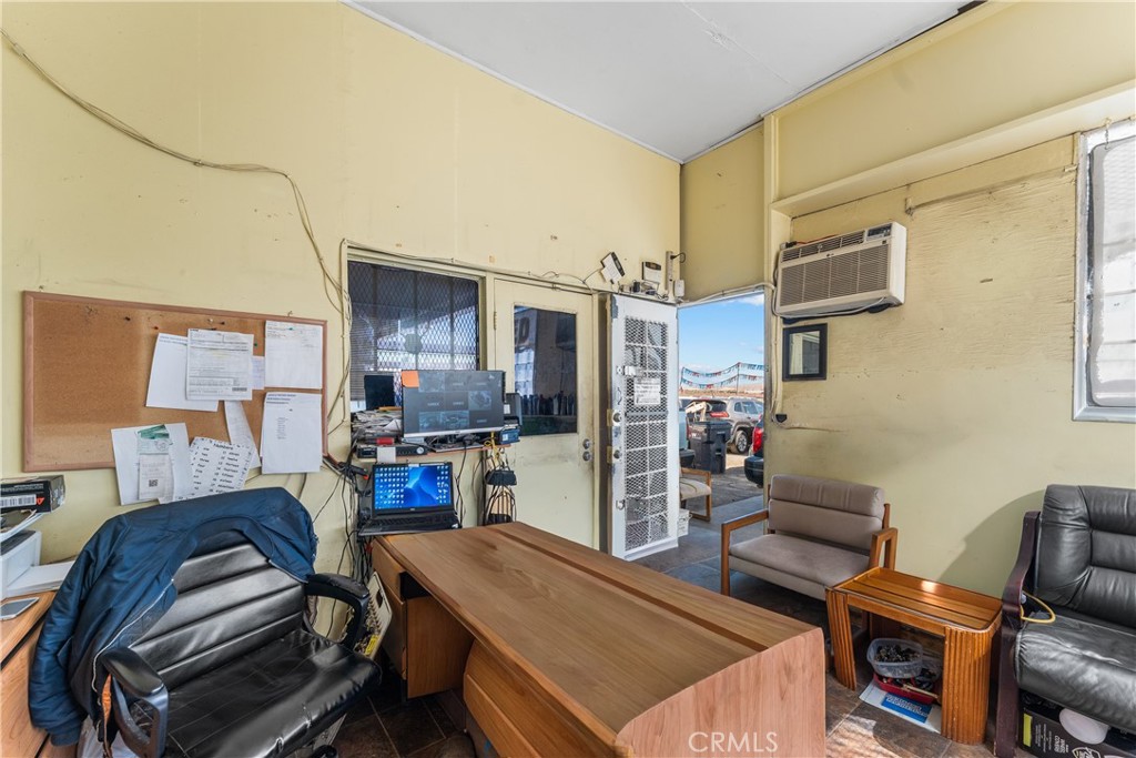 2609 State Highway 14 Property Photo 18