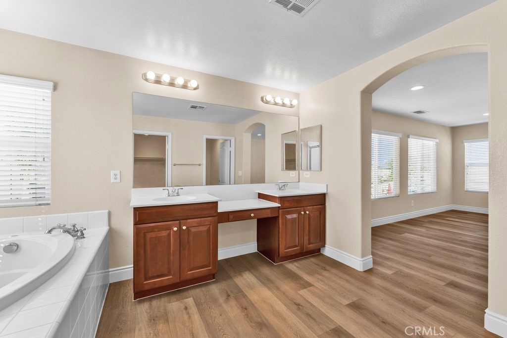 7447 Larsen Bay Street Property Photo 17