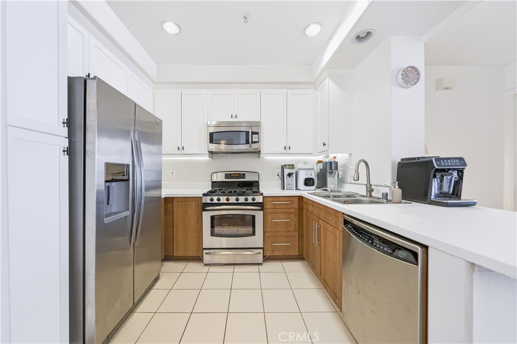 360 W Avenue 26 446 Property Photo 8
