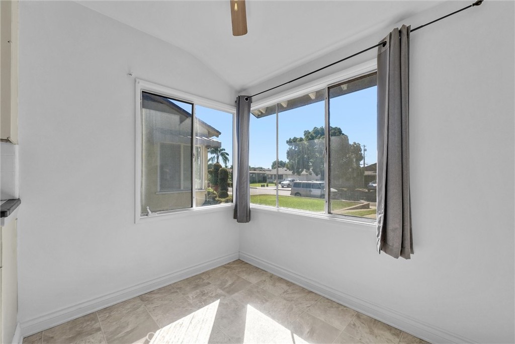1187 Morning Sun Property Photo 13