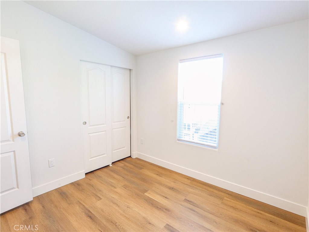 2300 S Sultana 214 Property Photo 16