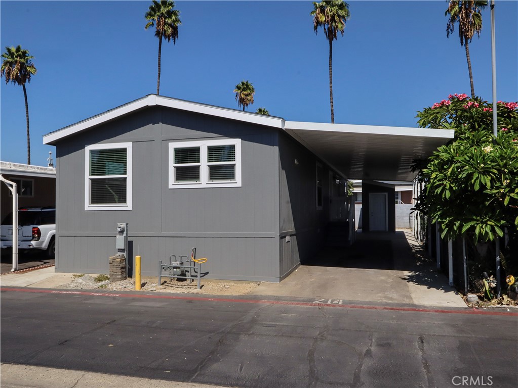 2300 S Sultana 214 Property Photo 47
