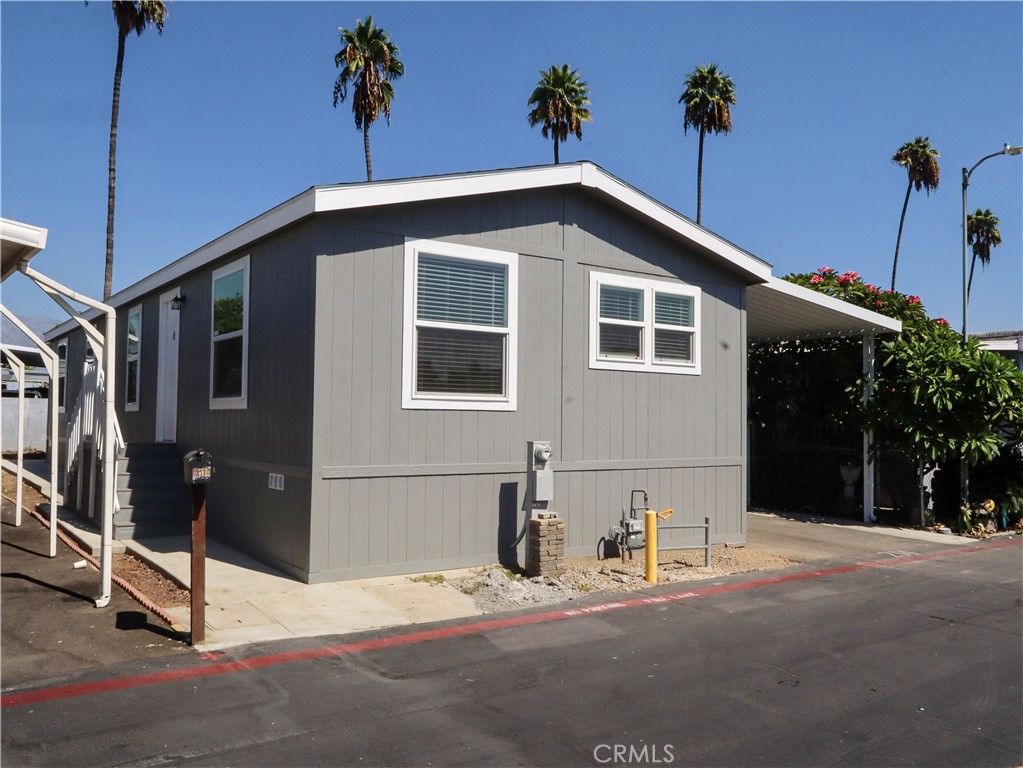 2300 S Sultana 214 Property Photo 49