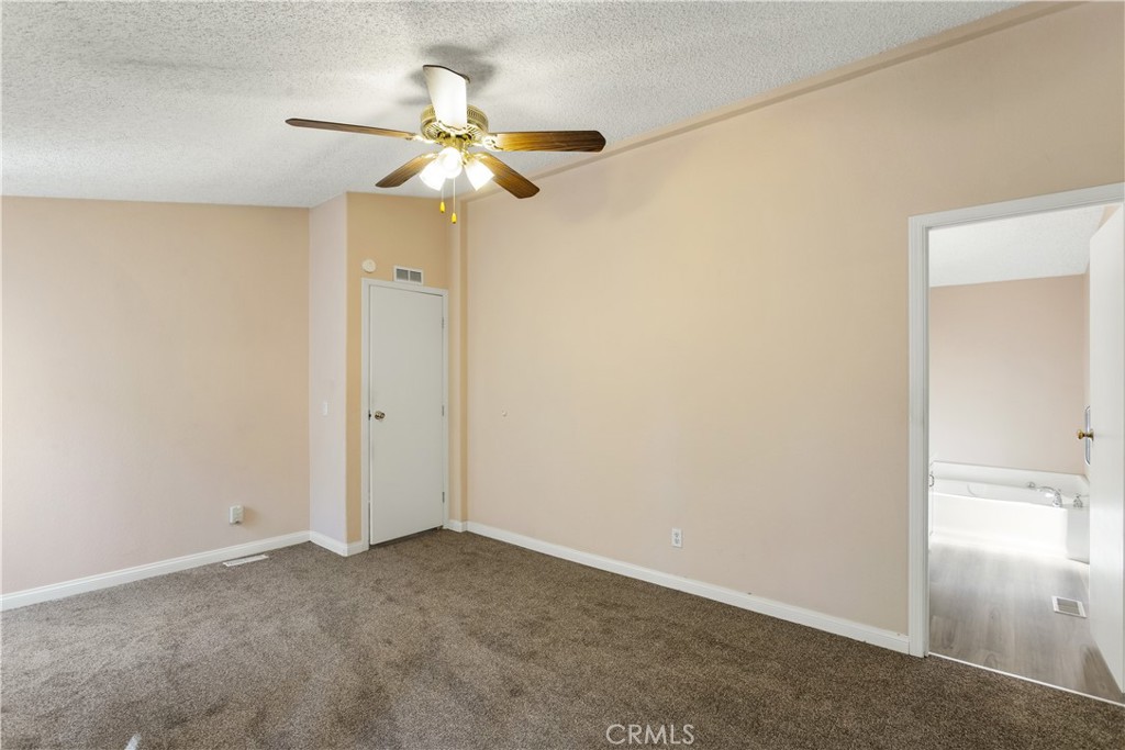 3530 Damien Avenue 3 Property Photo 16