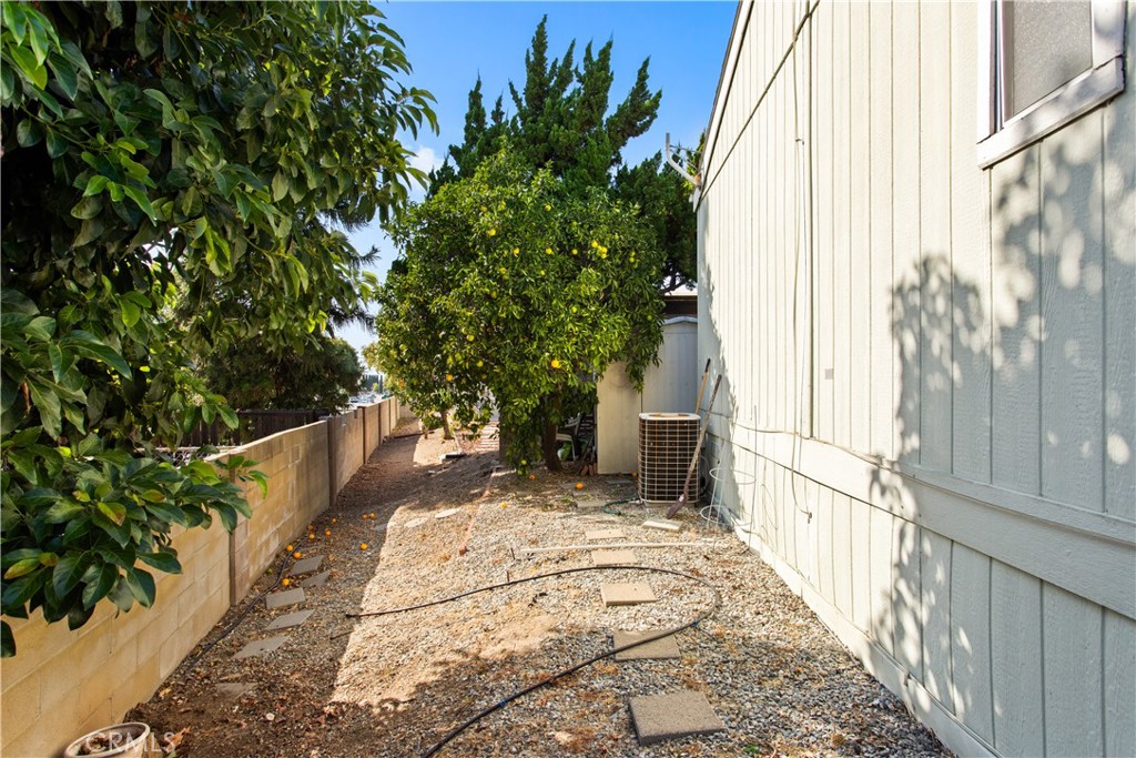 3530 Damien Avenue 3 Property Photo 27