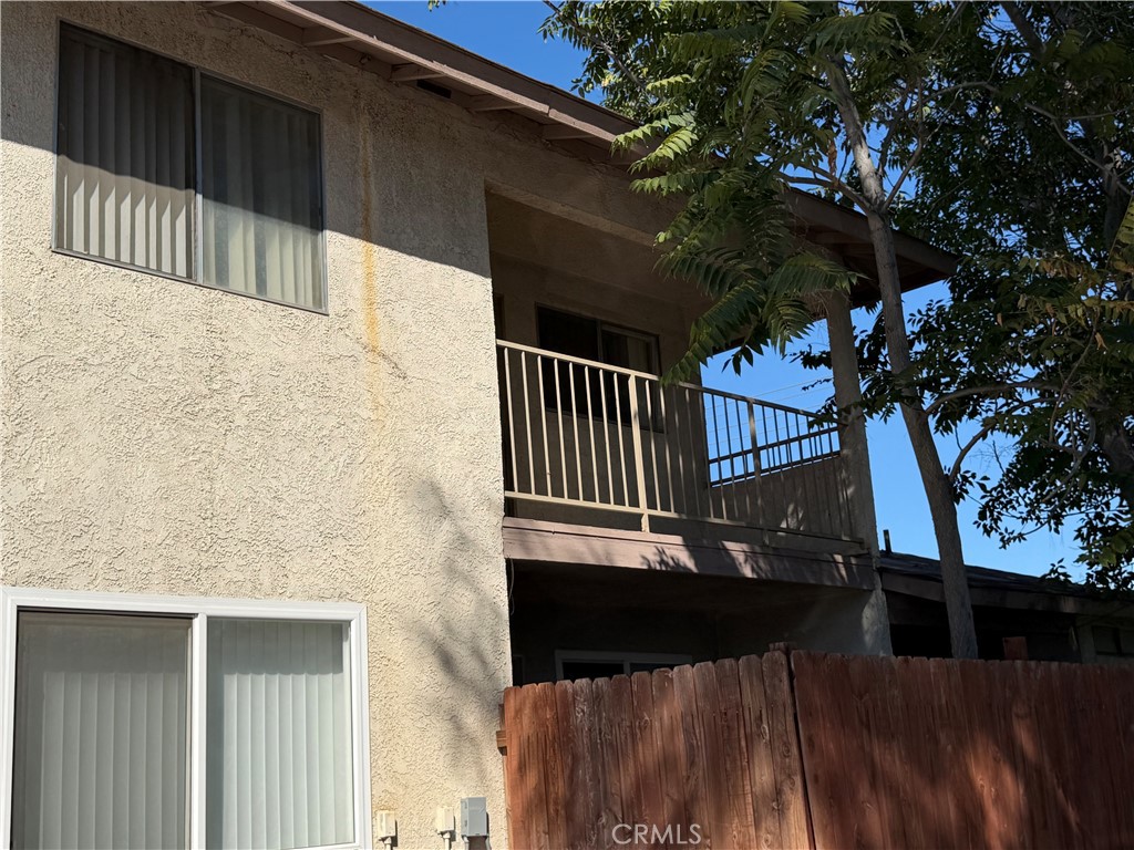 532 E Lugonia Avenue C Property Photo 9