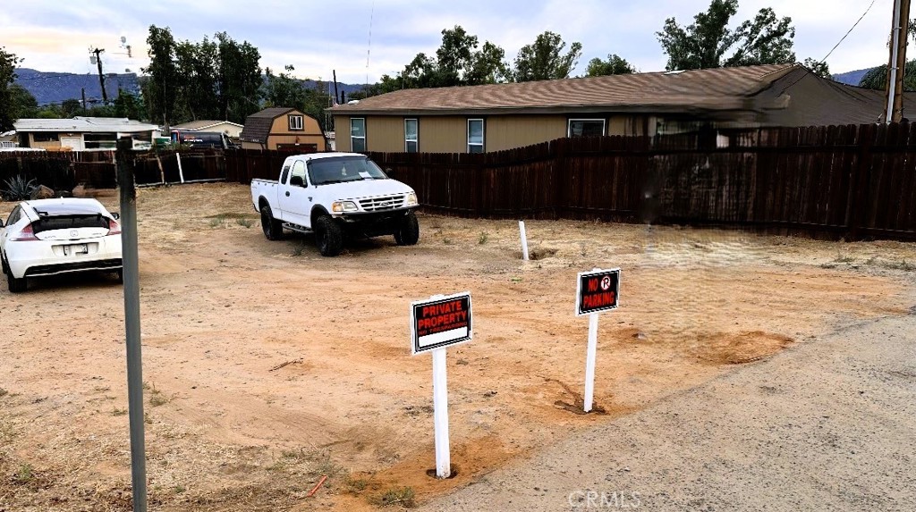 18353 Acacia Property Photo 6