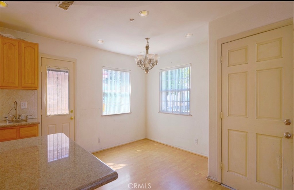 1746 Jackson Ave Property Photo 23