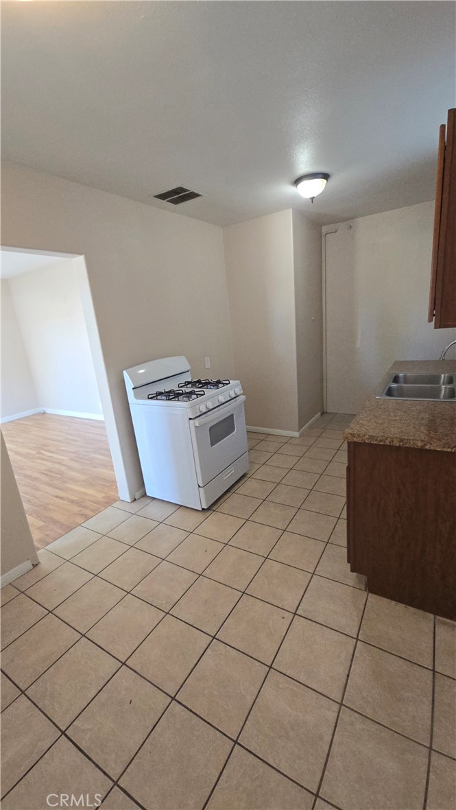 8642 Bennett Property Photo 9