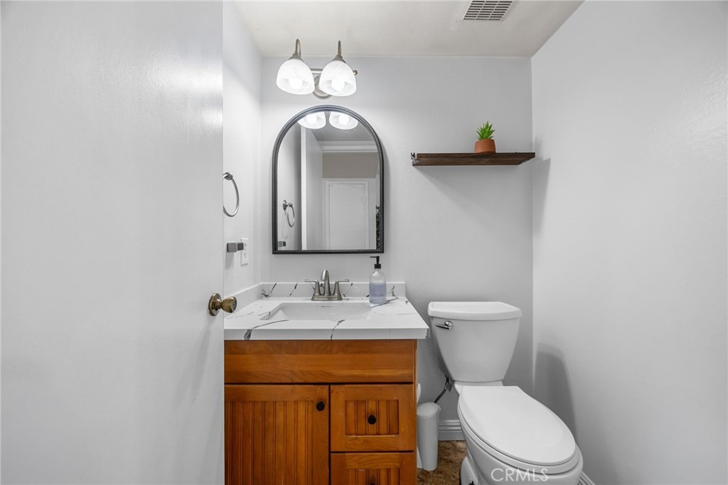 306 Calico Court Property Photo 10