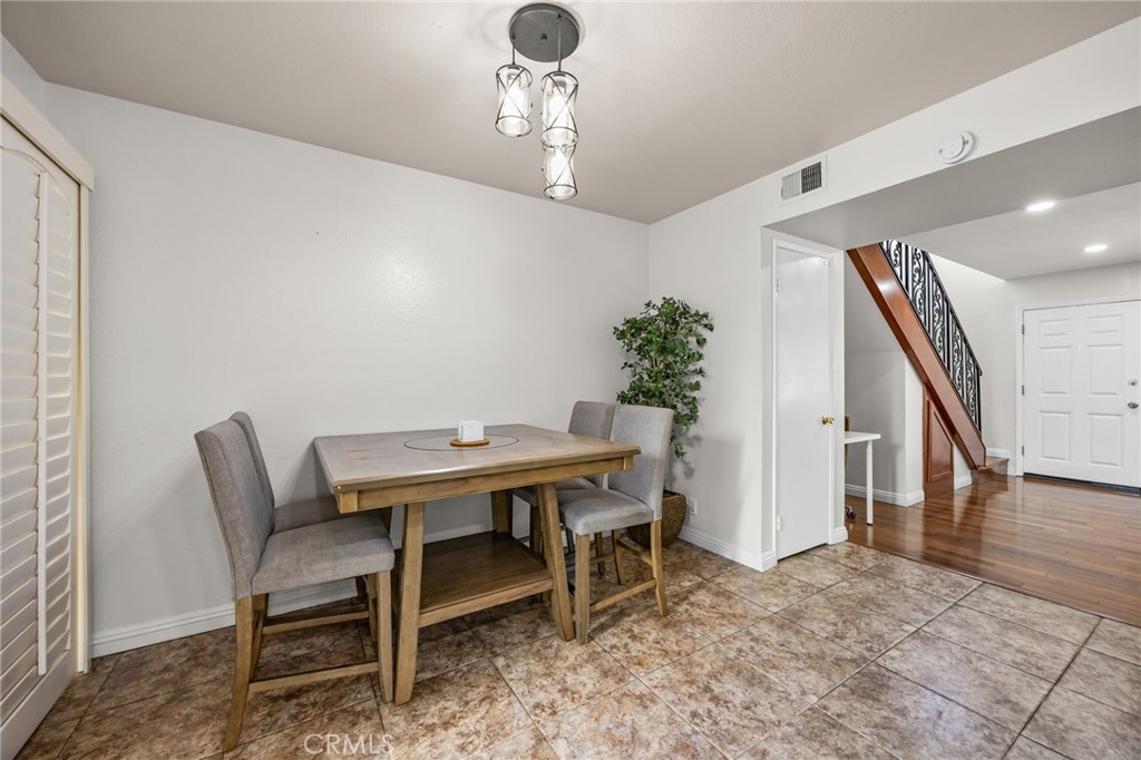 306 Calico Court Property Photo 12