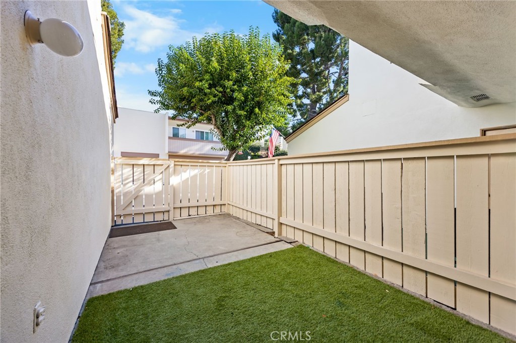 306 Calico Court Property Photo 31