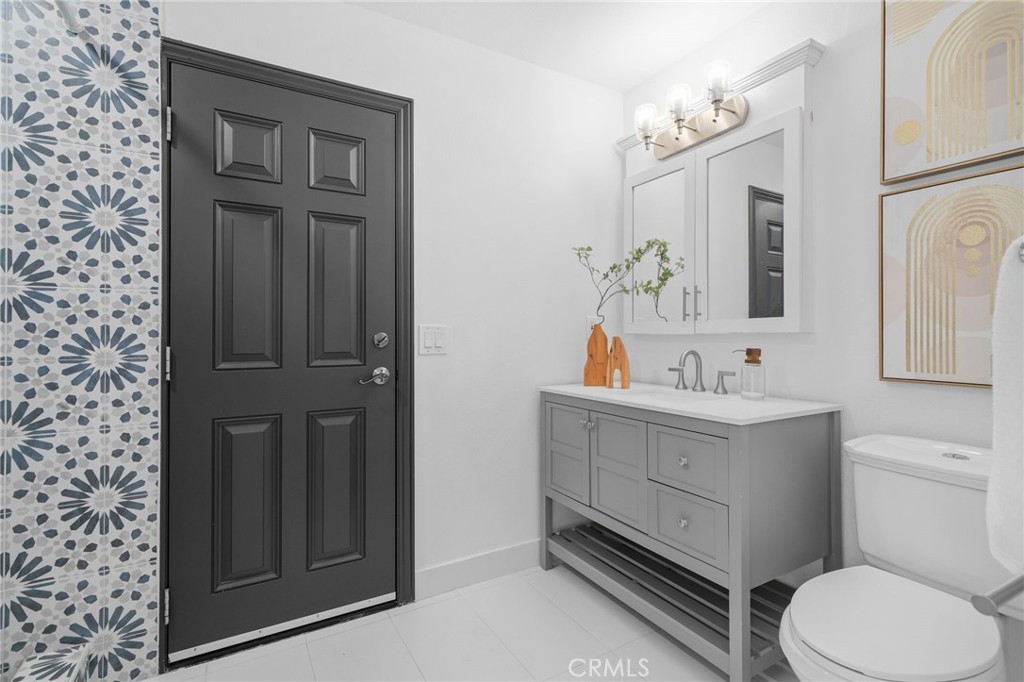 5087 Granada Court Property Photo 15