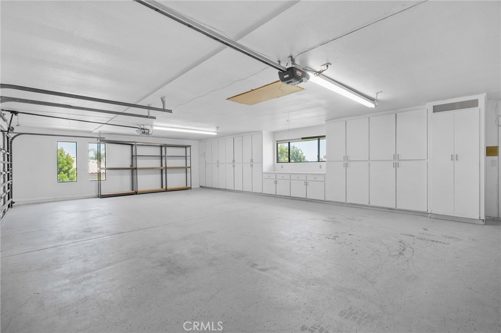 5087 Granada Court Property Photo 29