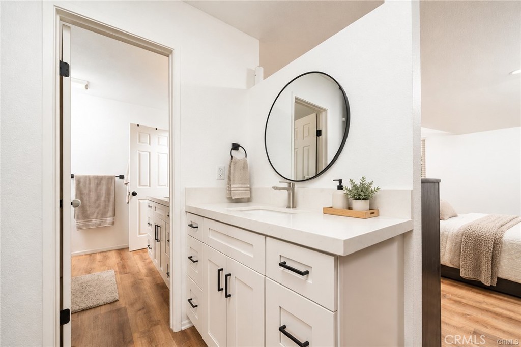1342 W 8th Street Property Photo 23