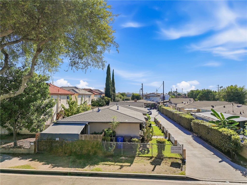 3922 Rowland Property Photo 15