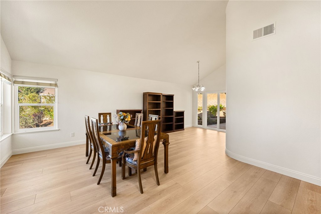 1539 Moonridge Court Property Photo 10
