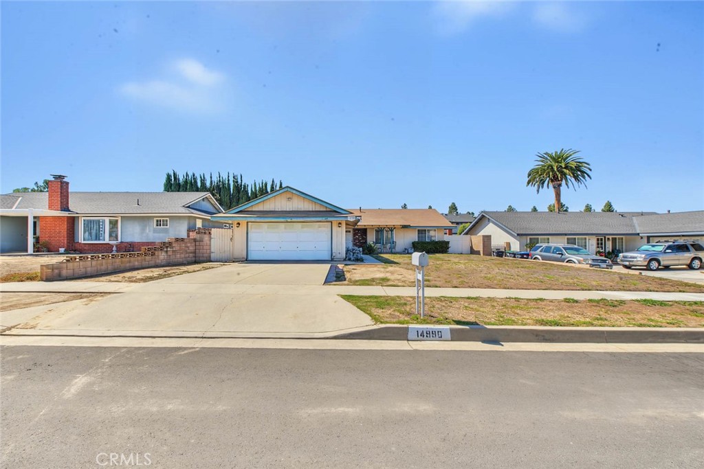 14990 Oakwood Property Photo 1