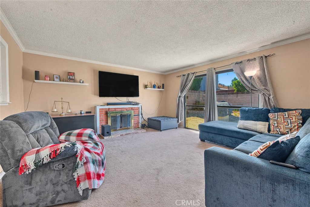 14990 Oakwood Property Photo 7