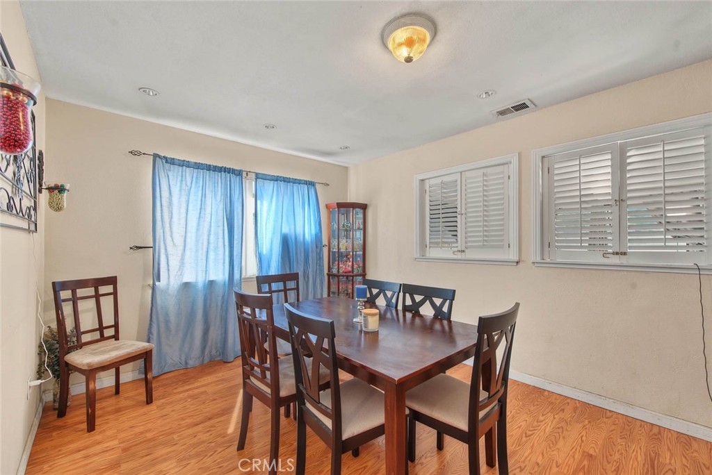 14990 Oakwood Property Photo 8