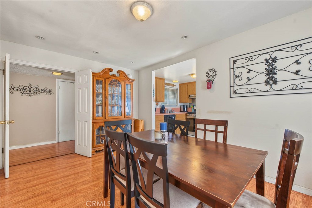14990 Oakwood Property Photo 11