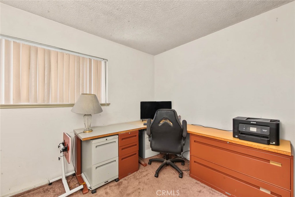 14990 Oakwood Property Photo 23