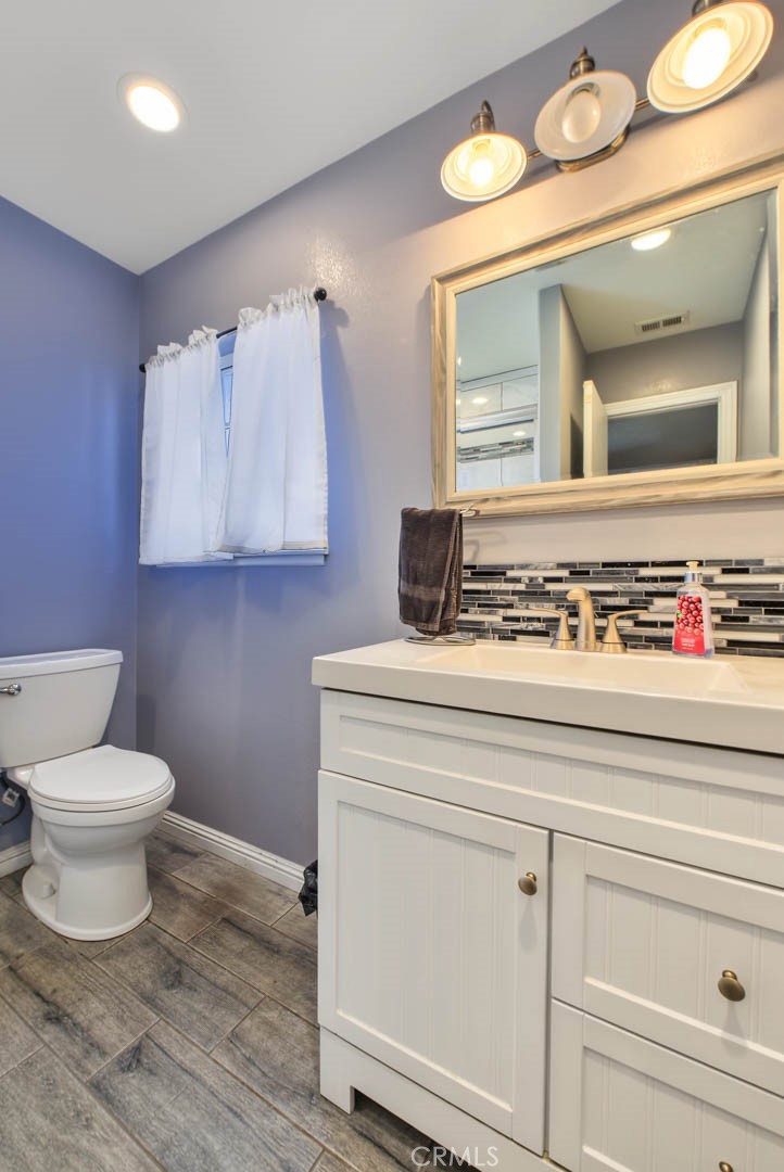 14990 Oakwood Property Photo 25