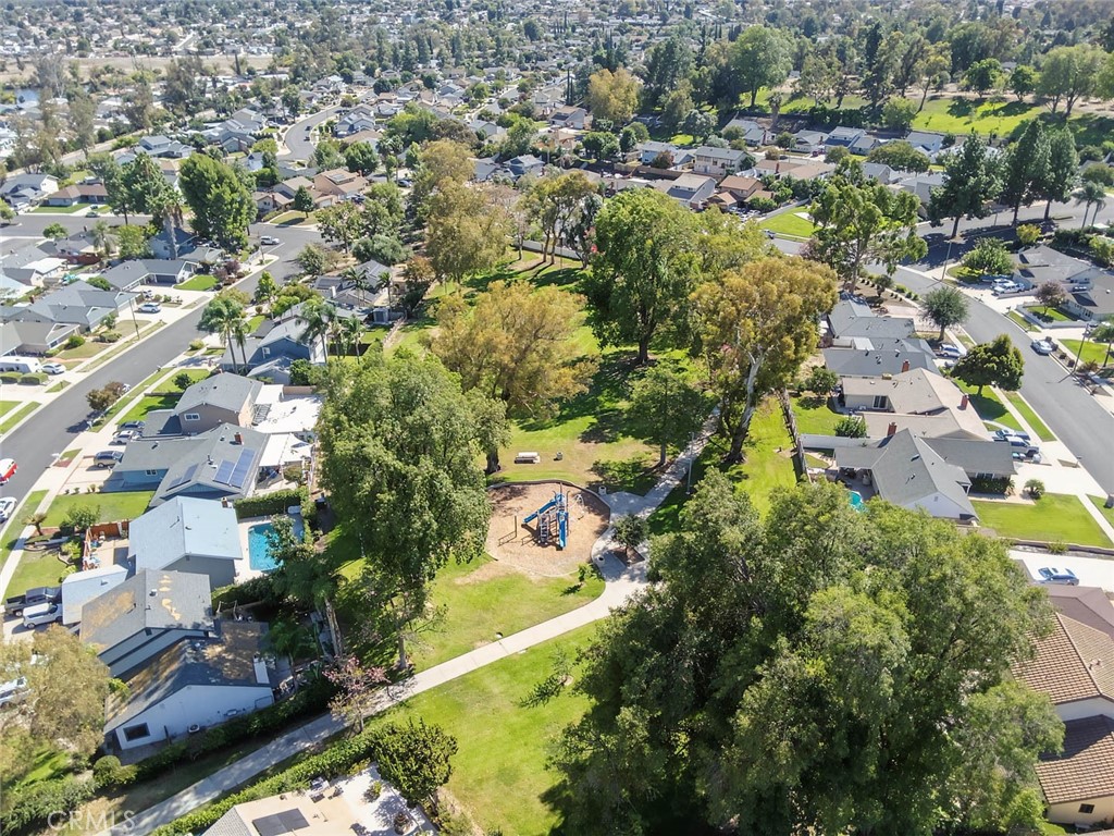 14990 Oakwood Property Photo 40