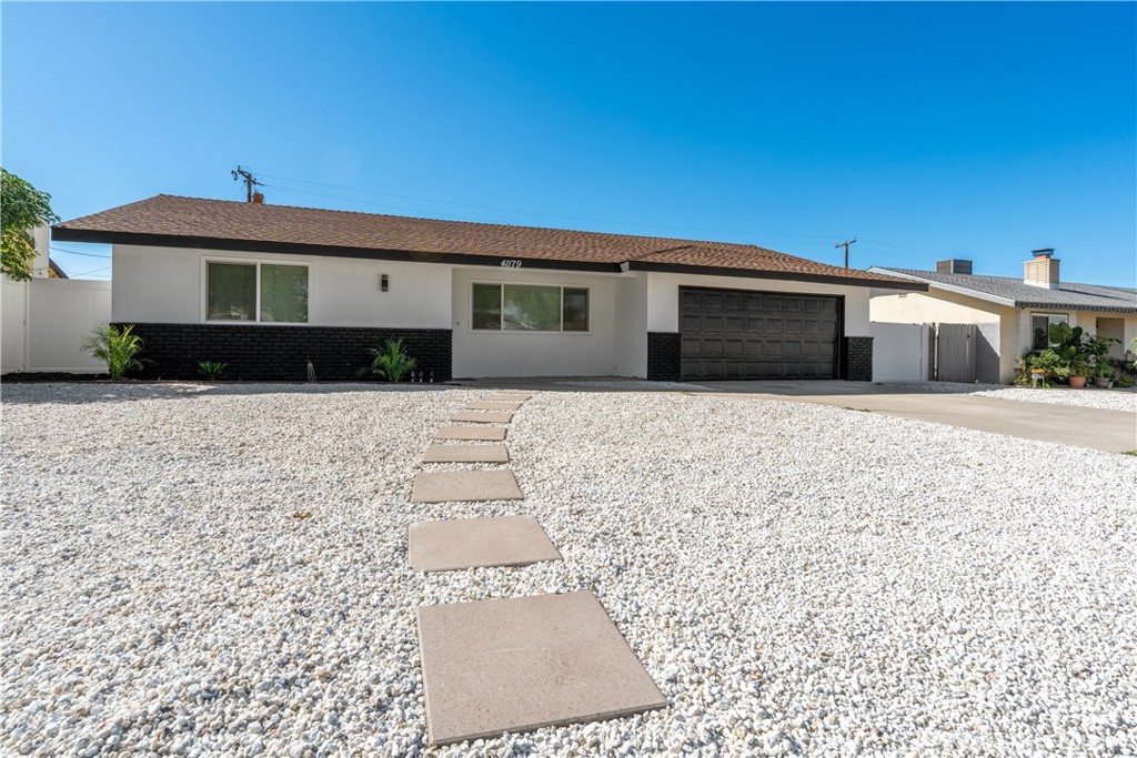 41179 Collegian Way Property Photo 3