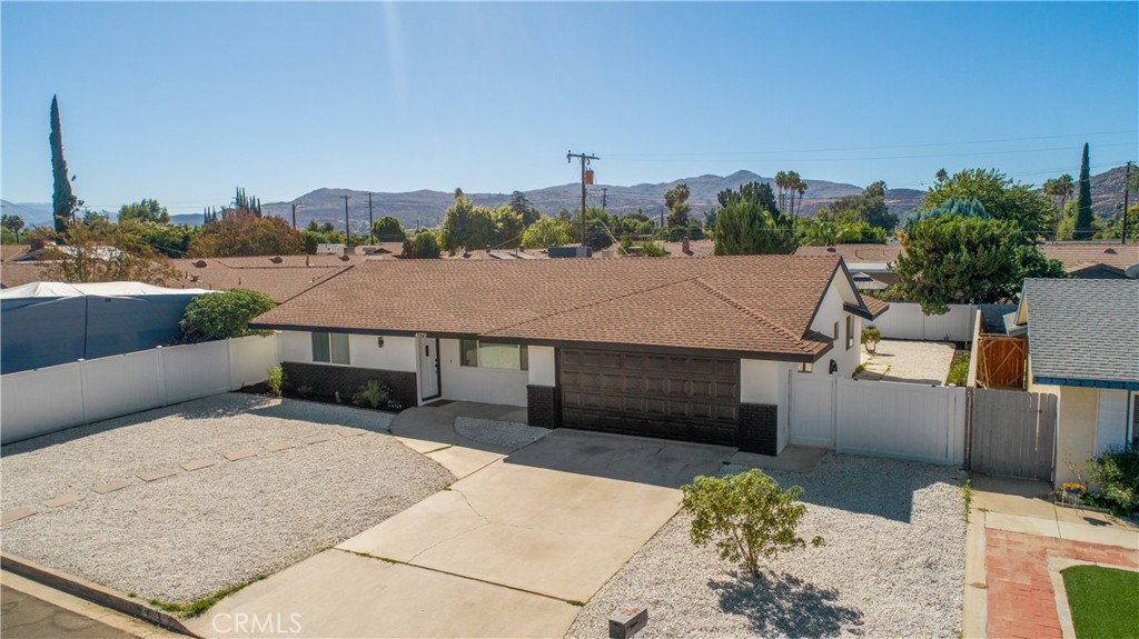 41179 Collegian Way Property Photo 6