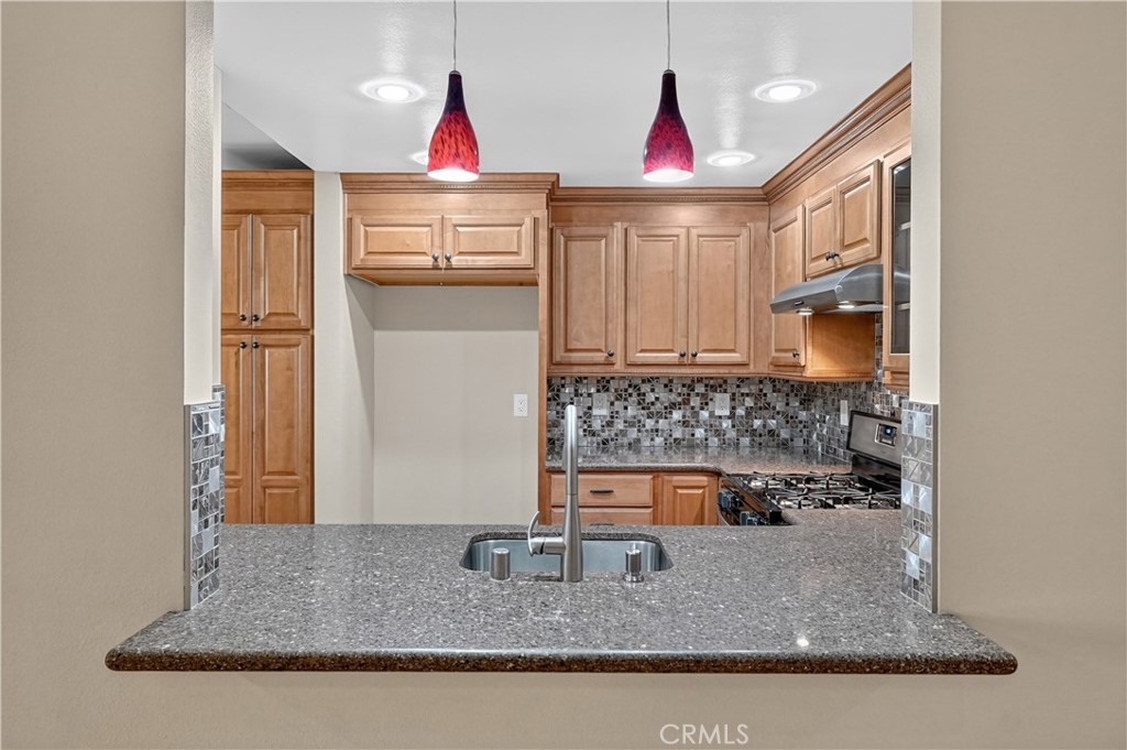 12075 Foster Road 2 Property Photo 10