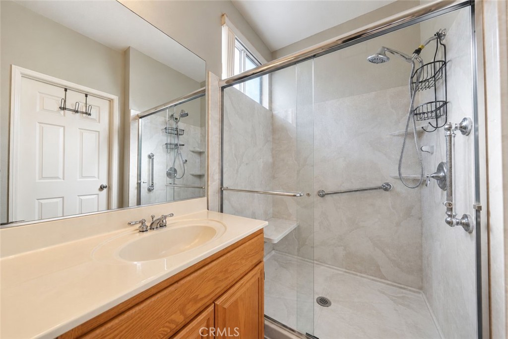 41168 Vincennes Court Property Photo 34