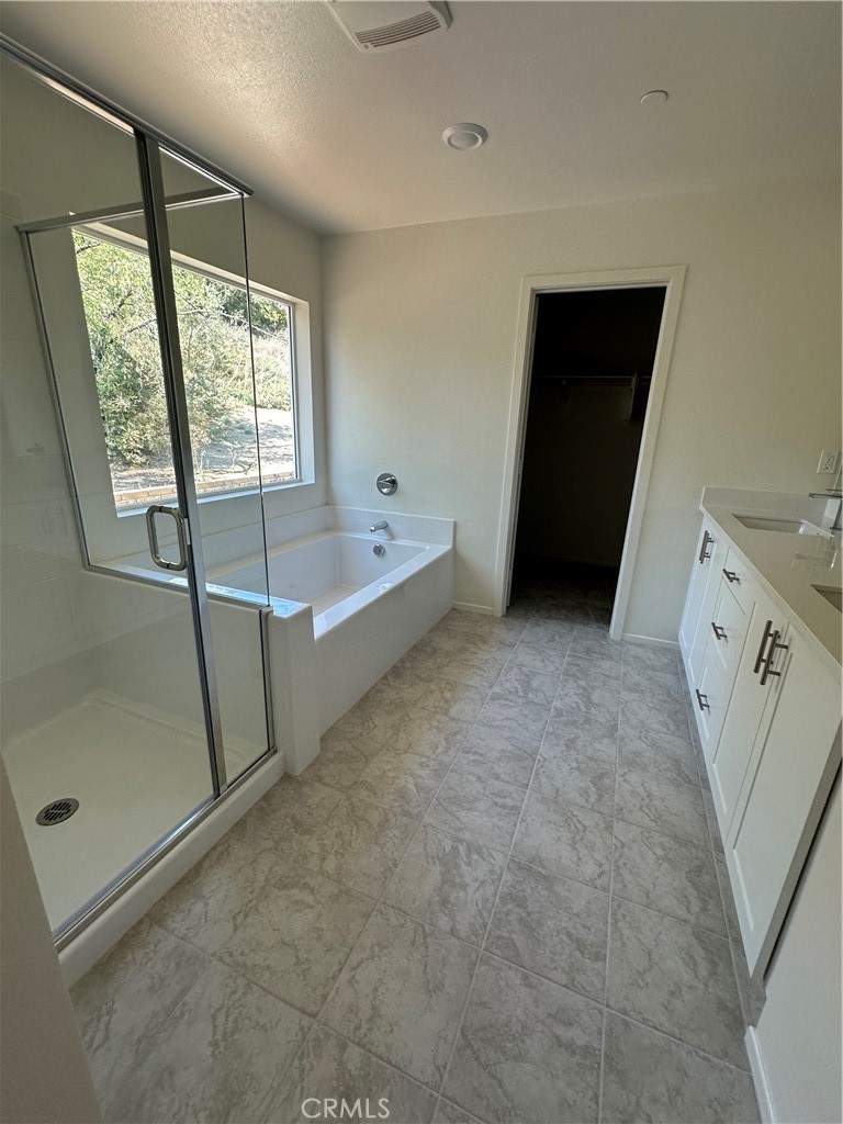 34254 Summer Property Photo 4