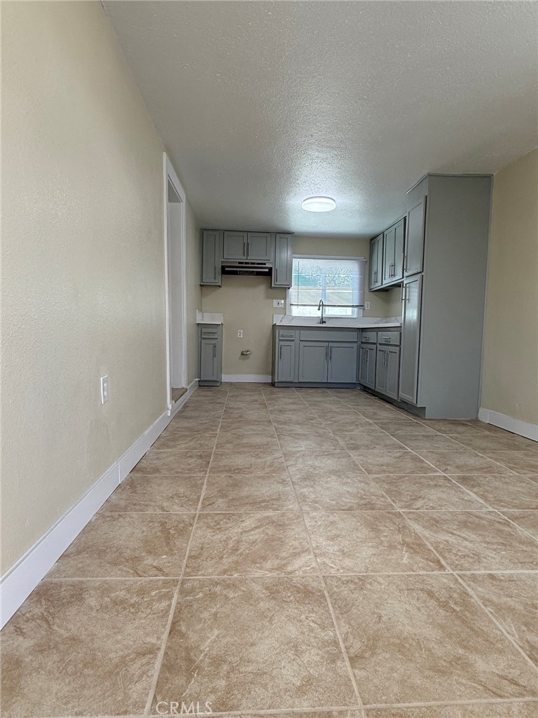 1084 W 14th Street Property Photo 7