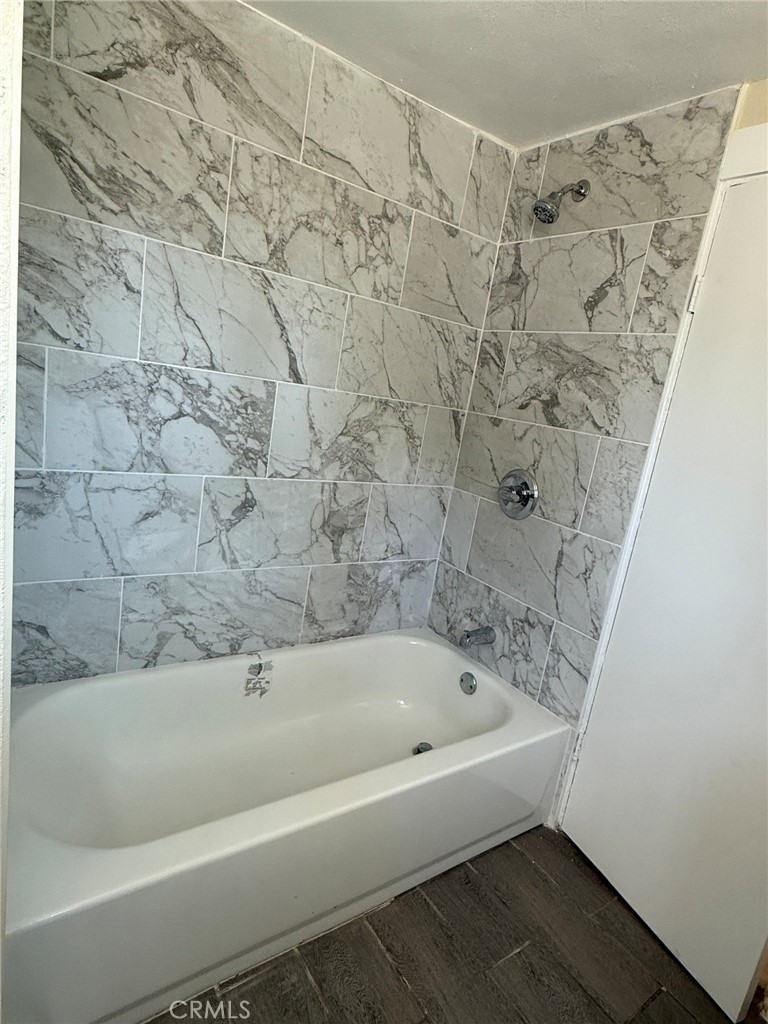 1084 W 14th Street Property Photo 10