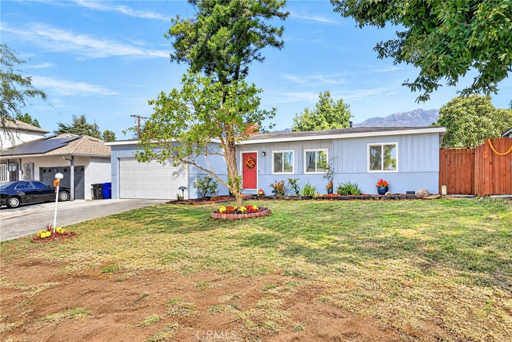 1535 3rd Property Photo 2
