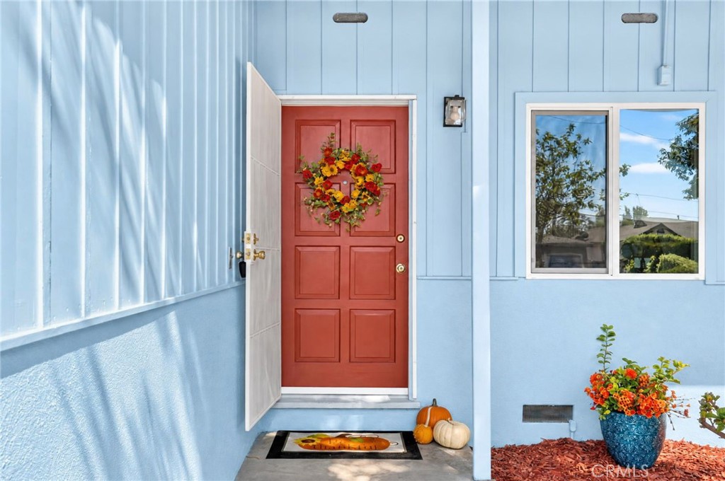 1535 3rd Property Photo 5