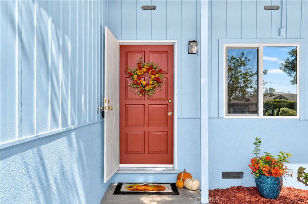 1535 3rd Property Photo 5