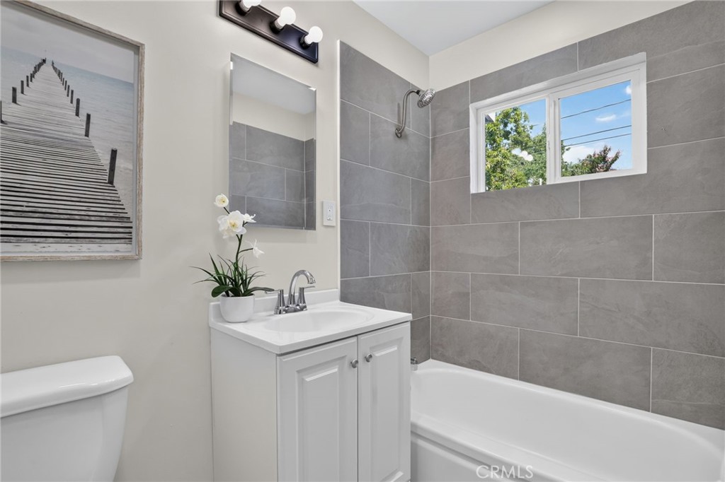 1535 3rd Property Photo 19