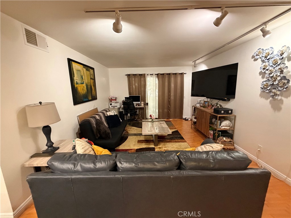 5885 El Cajon Property Photo 3