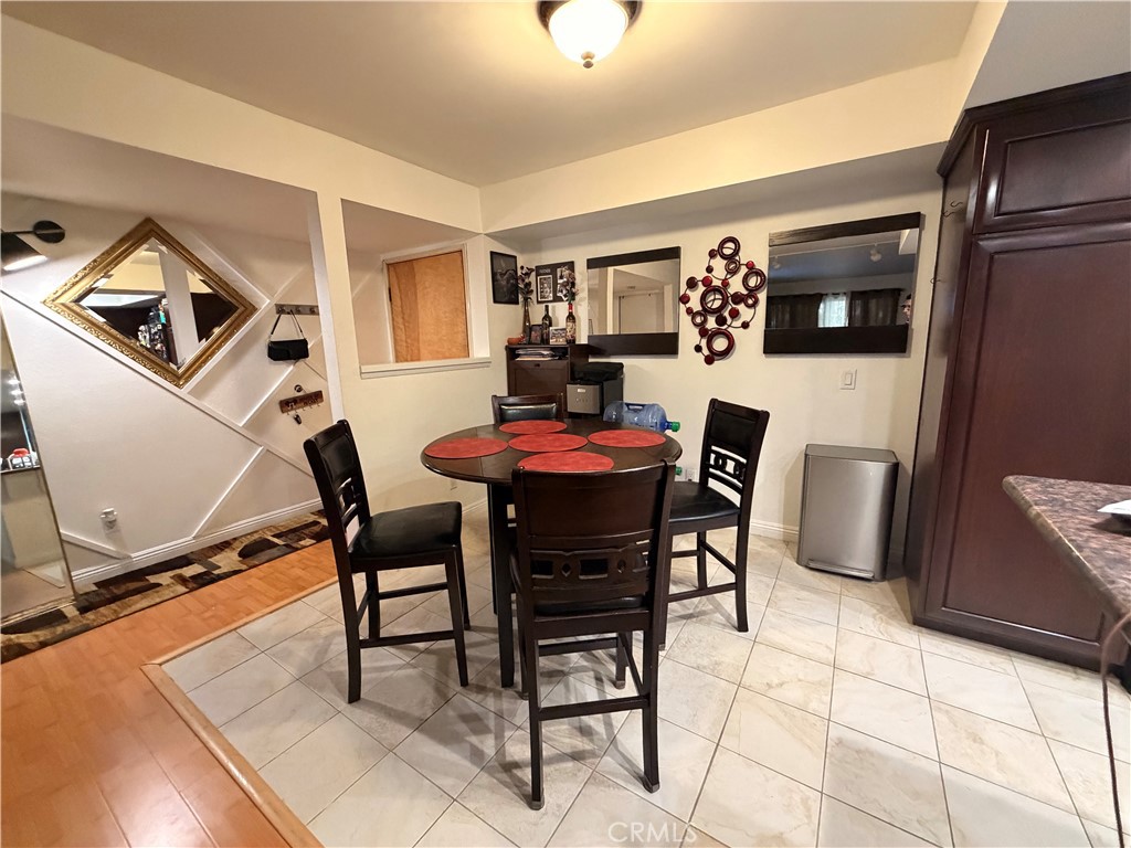 5885 El Cajon Property Photo 4