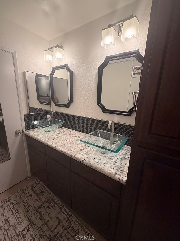 5885 El Cajon Property Photo 12