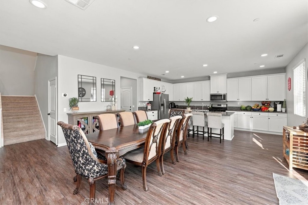 26994 Claystone Property Photo 8