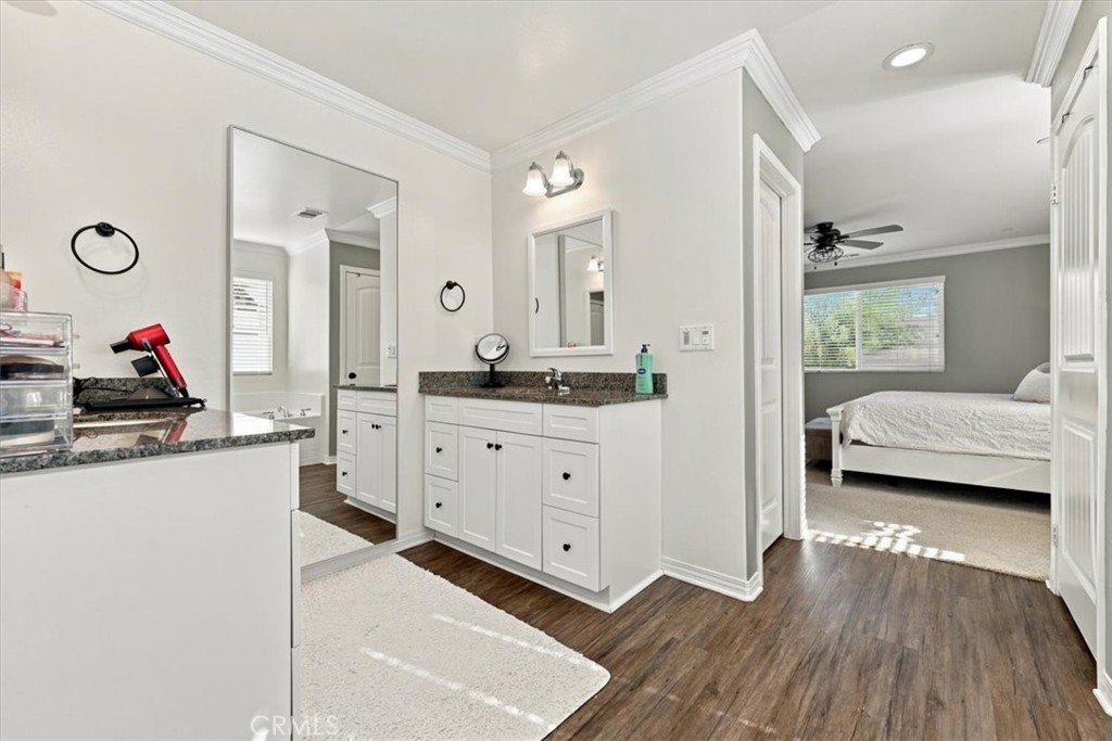26994 Claystone Property Photo 20