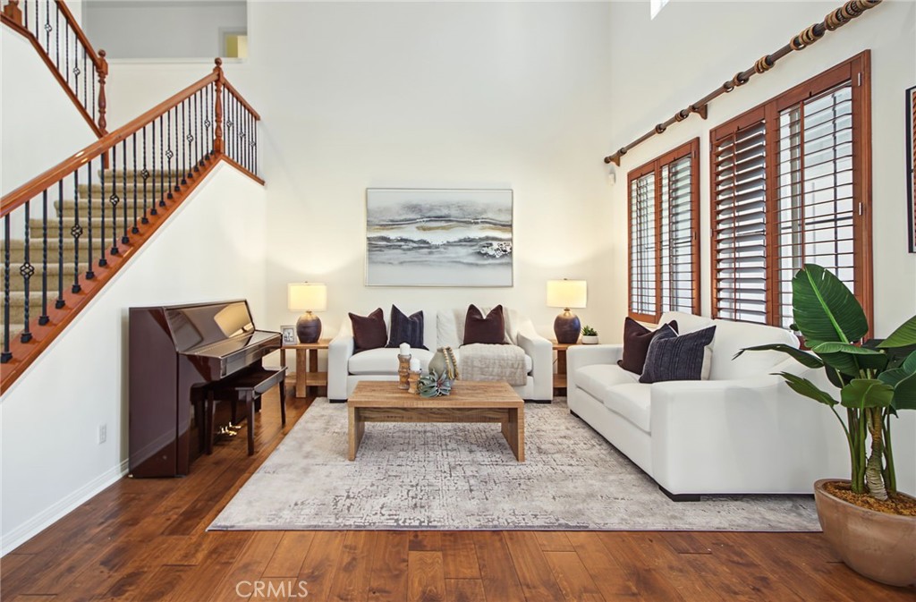 5967 Sandown Place Property Photo 8