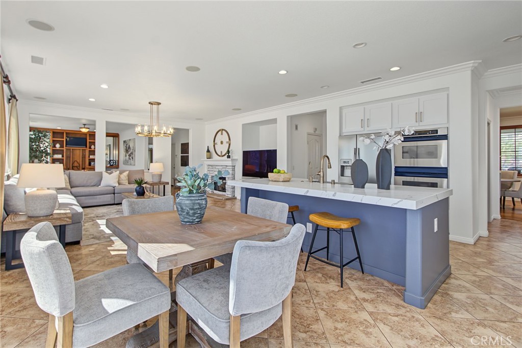 5967 Sandown Place Property Photo 14