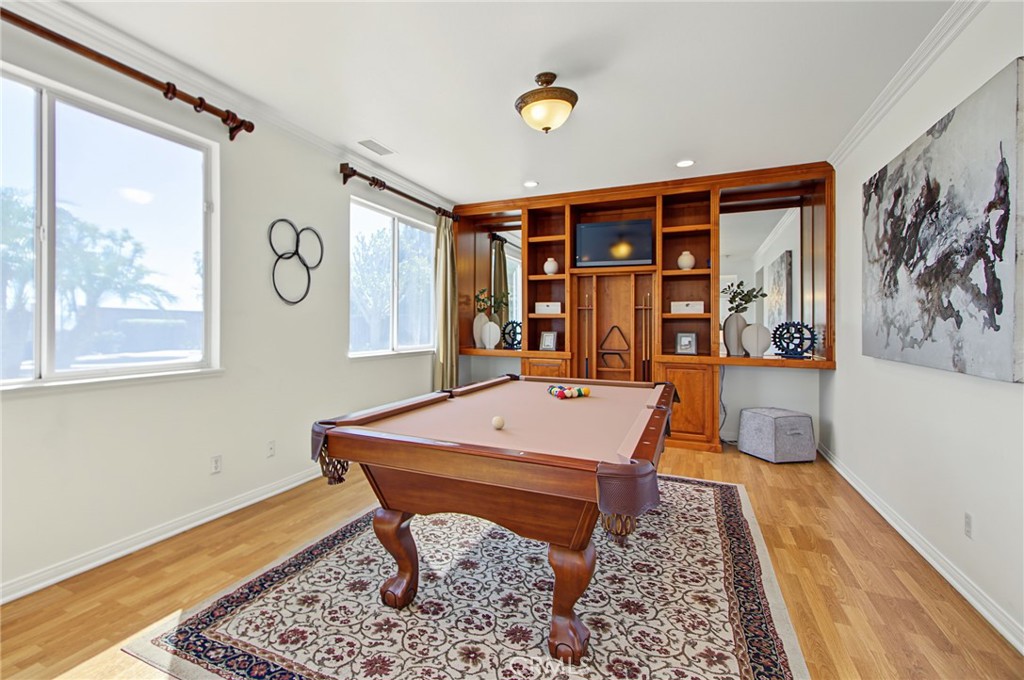 5967 Sandown Place Property Photo 18